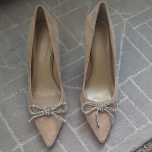 Ann Taylor Tan Suede Heels with Silver Bow
